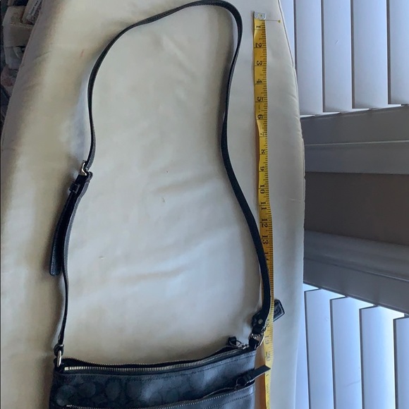 Coach Crossbody Bag - Picture 9 of 9